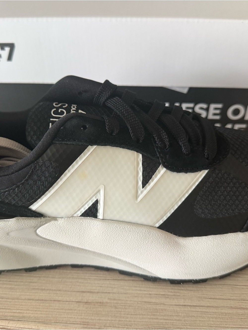 New Balance x Fig Sneaker 3447 Black/White